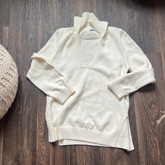 Leset James V Neck sweater - Picture 3 of 9